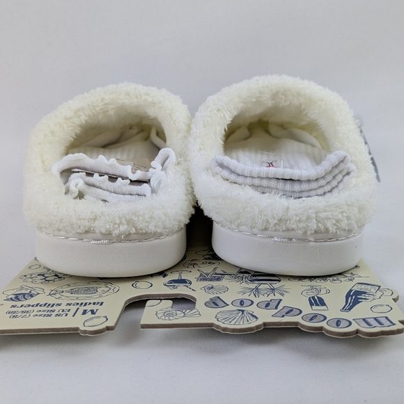 Cosmopolitan Slippers Sherpa Embroidered Memory Foam Slip On Ivory M (7/8) NWT - Picture 8 of 12